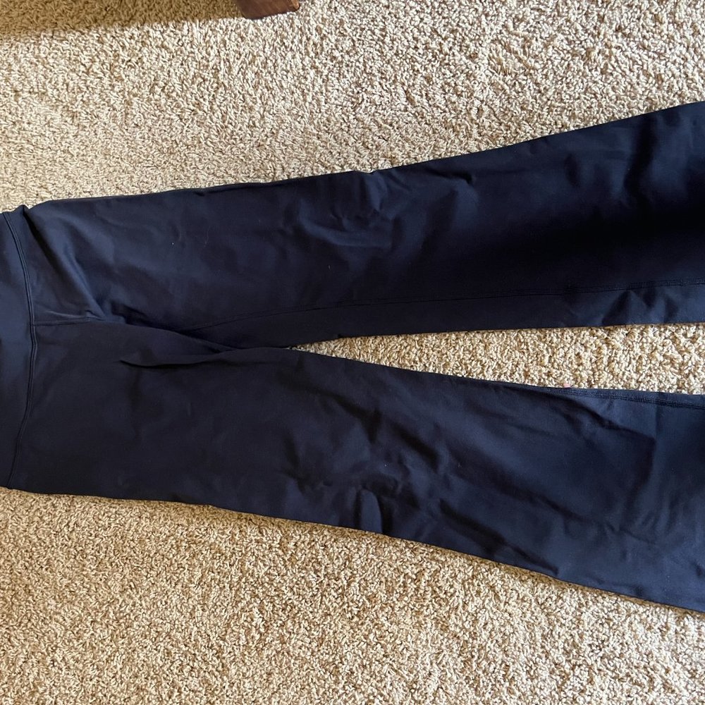 Groove Lululemon pants
